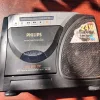 PHILIPS CASSETTE RECORDER (OLD-STYLE AUDIO CASSETTE TAPE RECORDER/PLAYER)