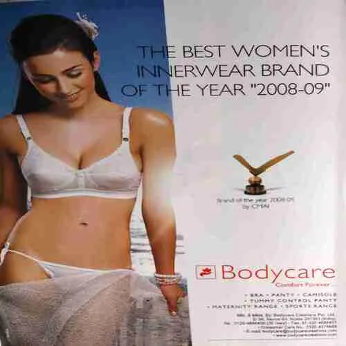 Vanita ( April 2010 ) ( cut on front & last page )