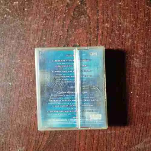 Document 12_236 AJNABEE BY ABBAS MUSTAN