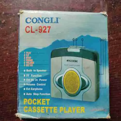 CONGLI POCKET CASSETTE PLAYER BUILT IN SPEAKER CL-701(RADIO AND CASSETTE PLAYER )