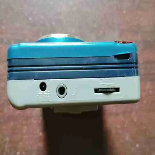 Document 18_114 SONILEX SL-1630 MINI CASSETTE RECORDER PLAYER(RADIO AND CASSETTE PLAYER )