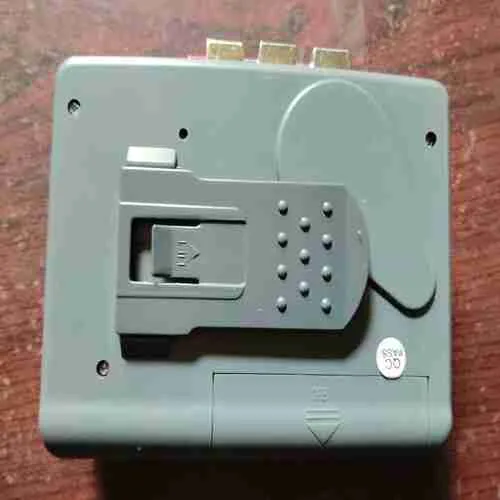 SMART JL-629 MINI CASSETTE RECORDER PLAYER (RADIO AND CASSETTE PLAYER )