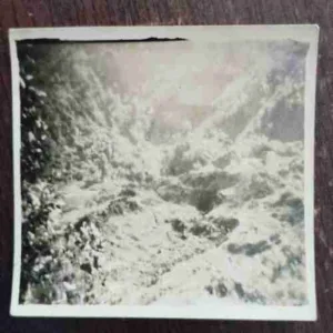OLD PHOTOGRAPHS (NO.15 )( LAND SLIDE OF 1952 ON THE MP HILL AT BADAMPAHEX , . GEOLOGICAL EXCURSION 1956 DECEMBER )