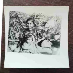 OLD PHOTOGRAPHS (NO.46)