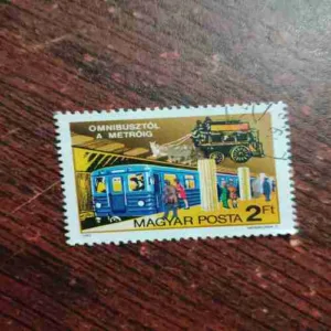 MAGYAR POSTA 2Ft , OMNIBUSZTOL A METROIG