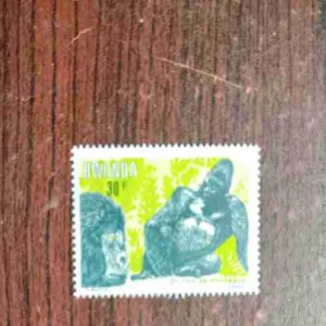 Rwanda ,Mountain gorillas (gorilles de montagne) ,QUESTA , 1983 ,30F
