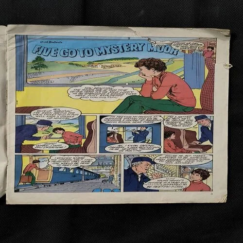 FIVE GO TO MYSTERY MOOR ( Front Cover And Page no-3to6 Upper Side Corner Cut And Story Impact )