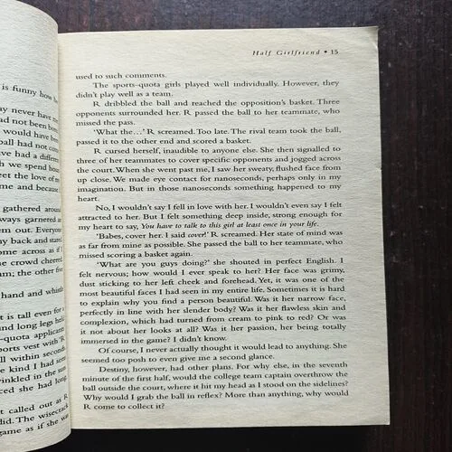 Half Girlfrind ( Chetan Bhagat )