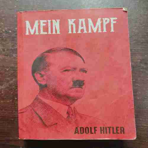 MEIN KAMPF (ADOLF HITLER )