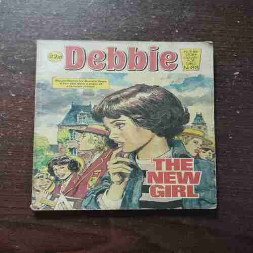 Document 6_102 Debbie ( The New Girl )