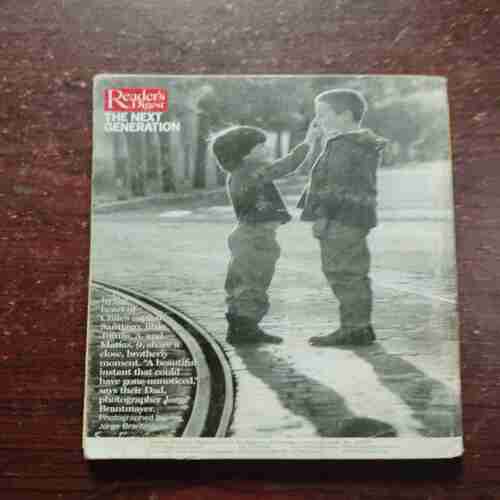 Reader Digest ( December 2001 )