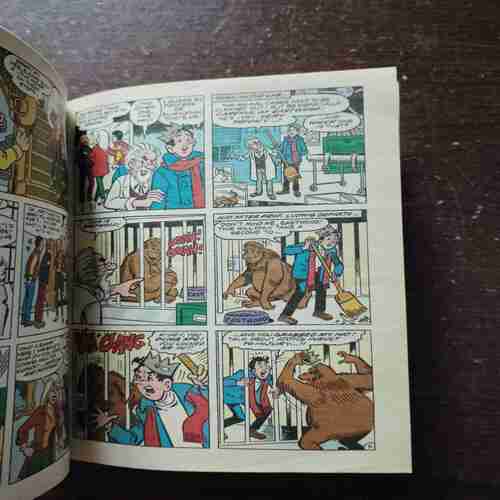 Document 6_92 Archie In Better Things ( Coverless )