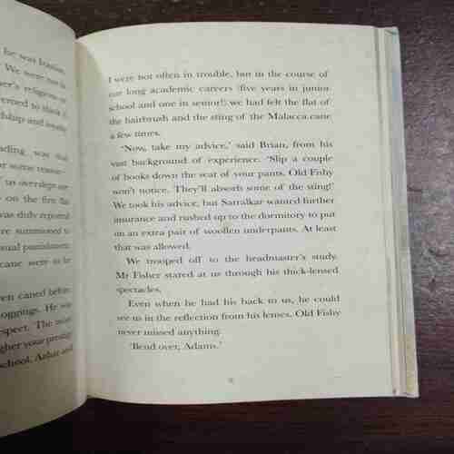 Coming Round Mountain ( Ruskin Bond )