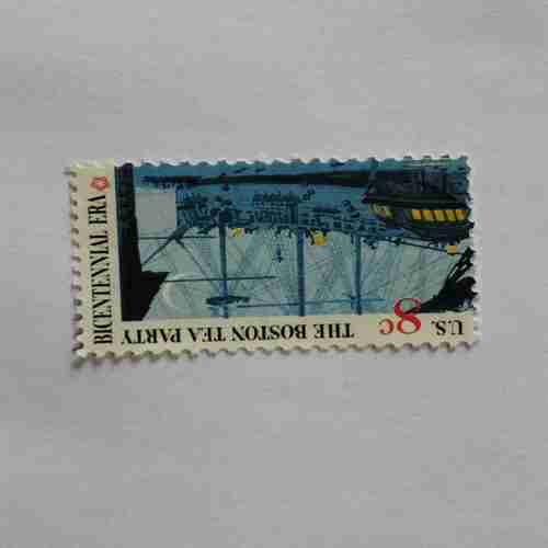 THE BOSTON TEA PARTY 8c POSTAGE , BICENTENNIAL ERA