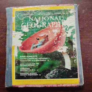 National Geographic ( January 1983 )( Damage )