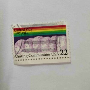 Document 6_39 U.S.A 22cent POSTAGE , UNITING COMMUNITING , UNITED WAY 1887 - 1987