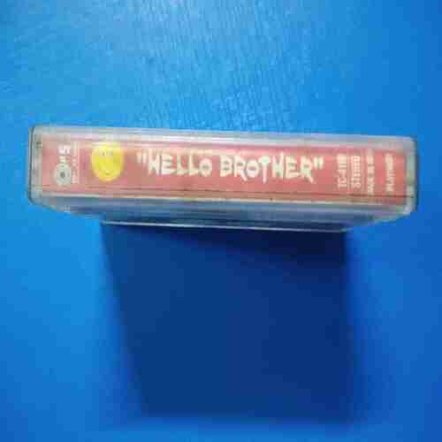 AUDIO CASSETTES : HELLO BROTHER'S