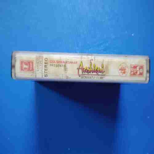Document 12_51 AUDIO CASSETTES : AASHIQUI