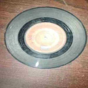 VINYL RECORDS (small) Hindi film : NASEEB 45 RPM ,