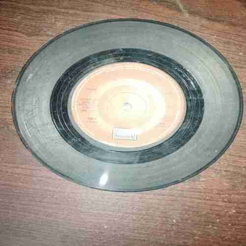 VINYL RECORDS (small) Hindi film : NASEEB 45 RPM ,