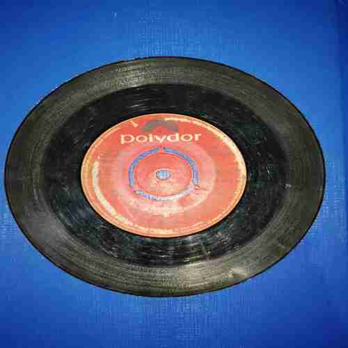 Document 6_14 VINYL RECORDS (small) Hindi film : TERE MERE SAPNE , 45 RPM