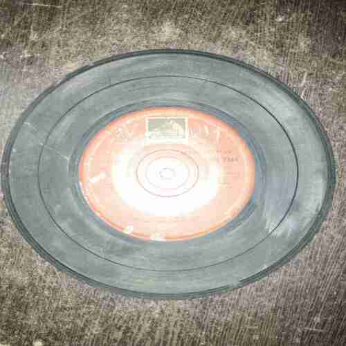 Document 6_20 VINYL RECORDS (small) Hindi film : HAM KISI SE KUM NAHI