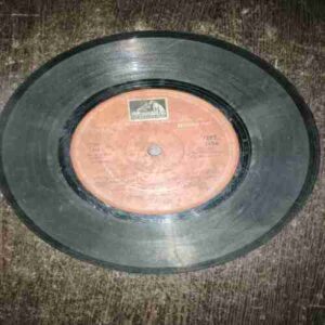 VINYL RECORDS (small) HINDI COMICS , 45 RPM ,1976