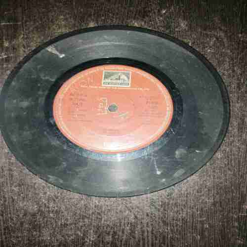 Document 6_50 VINYL RECORDS (small) Hindi film : AASMA , 45 RPM