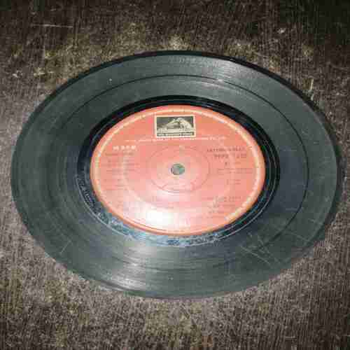 Document 6_54 VINYL RECORDS (small) Hindi film :KABHI KABHIE , 45 RPM