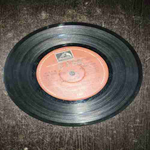 Document 6_62 VINYL RECORDS (small) Hindi film :ARPAN ,45 RPM , 1983