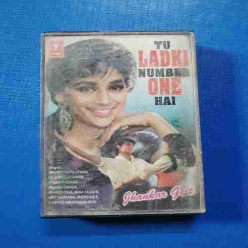 Document 12_145 AUDIO CASSETTES : TU LADKI NUMBER ONE HAI