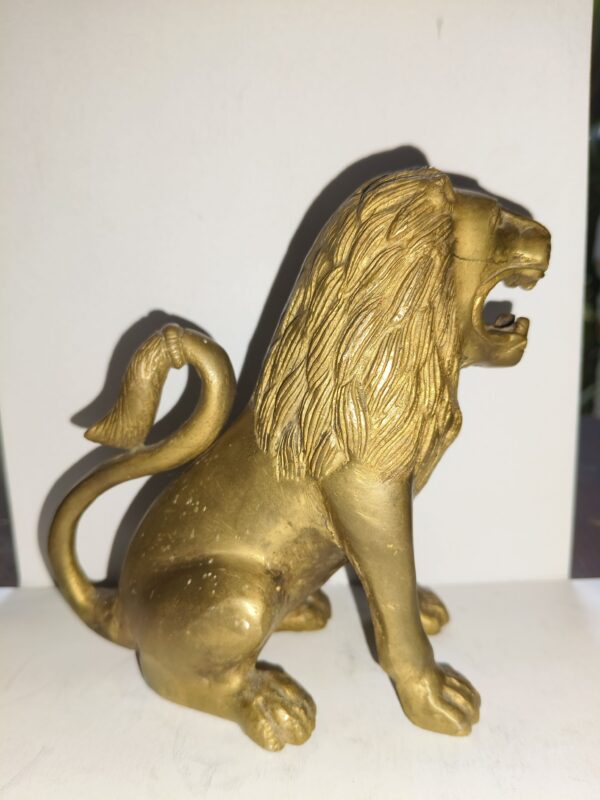 Document 13_3 Brass Idol Of Lion ( Height Approx 13 cm )