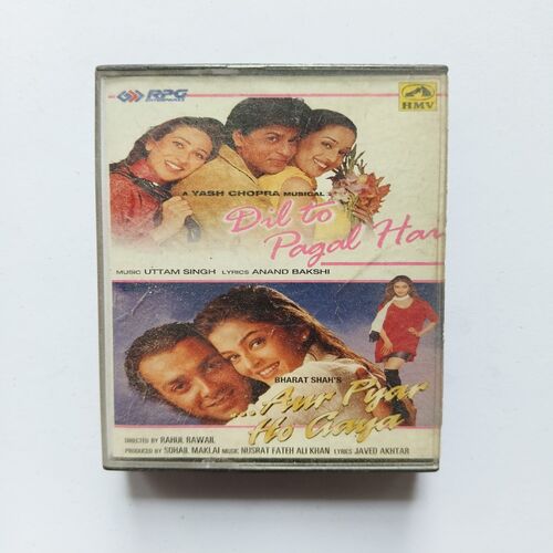 Document 5_82 AUDIO CASSETTE - Dil To Pagal Hai And Aur Pyar Ho Gaya