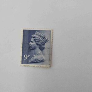 Document 6_31 QUEEN ELIZABETH 9 Pence POSTAGE , GREAT BRITAIN 1976 STAMP