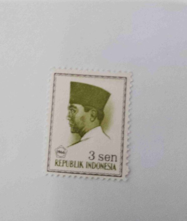 REPUBLIK INDONESIA 3Sen POSTAGE , SUKARNO PRESIDENT 1966