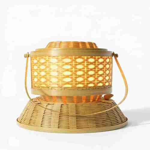 Document 8_40 WOODEN HAND CRAFTED TABLE LAMP