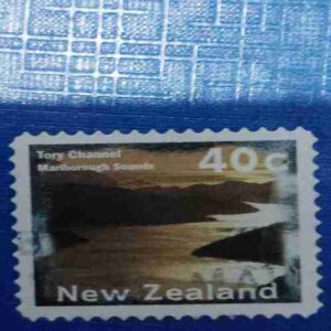 POSTAGE STAMP NEW ZEALAND 40 c POSTAGE STAMP NEW ZEALAND 40 c