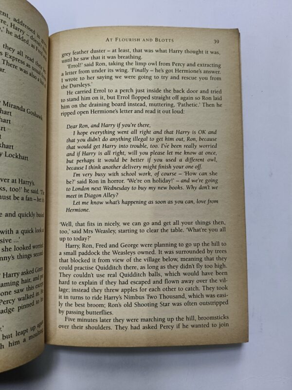 Document 9_8 Harry Potter And The Cbamber Of Secrets ( J.K Rowling )