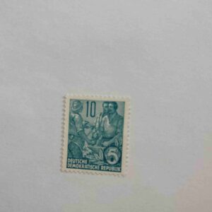 DEUTSCHE DEMOKATISCHE REPUBLIK 10 POSTAGE STAMP