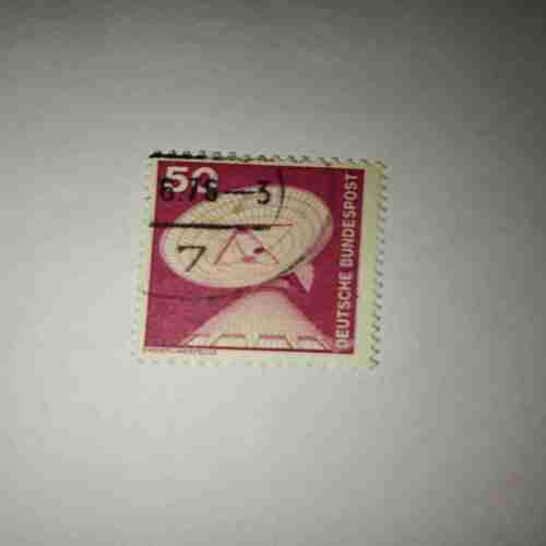 DEUTSCHE BUNDESPOST 50 POSTAGE , ERDEFUNKSTELLE STAMP