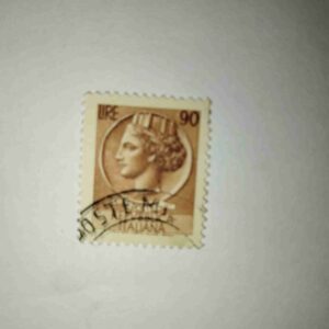 REPVBBLICA ITALIANA 90 POSTAGE STAMP REPVBBLICA ITALIANA 90 POSTAGE STAMP