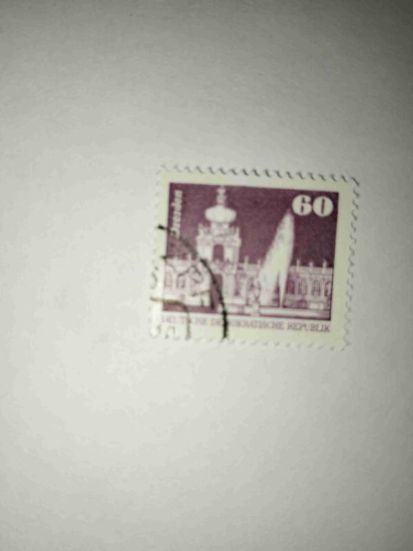 DEUTSCHE DEMOKATISCHE REPUBLIK 60 POSTAGE STAMP DEUTSCHE DEMOKATISCHE REPUBLIK 60 POSTAGE STAMP