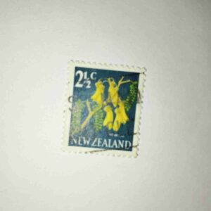 NEW ZEALAND 2 1/2Cent POSTAGE STAMP NEW ZEALAND 2 1/2Cent POSTAGE STAMP