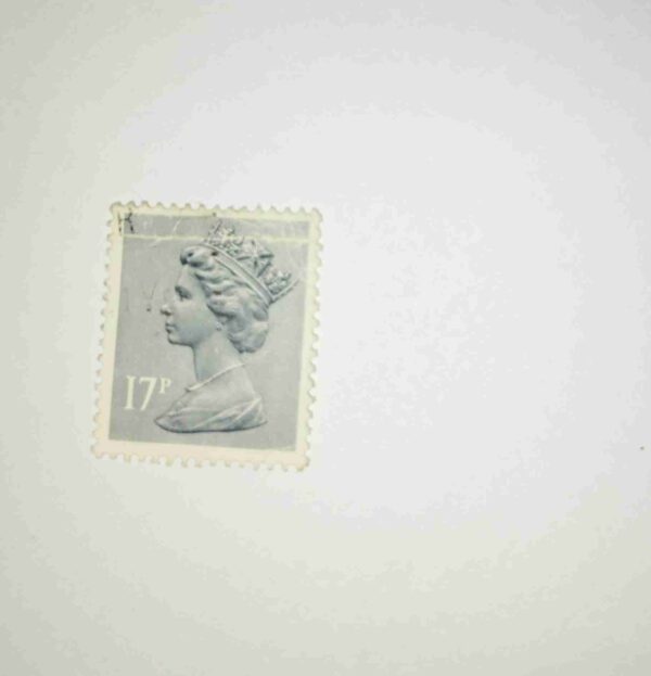 NORTHERN IRELAND 17P POSTAGE STAMP NORTHERN IRELAND 17P POSTAGE STAMP