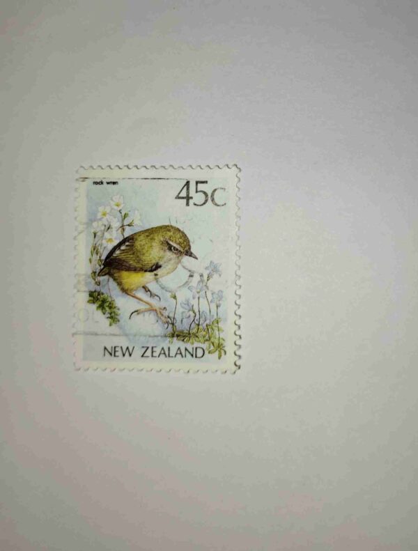 NEW ZEALAND 45C POSTAGE STAMP