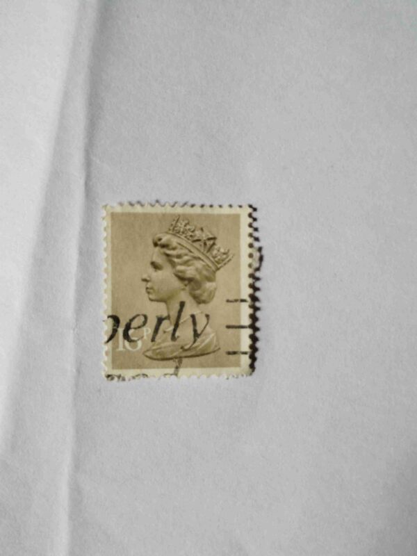 GREAT BRITAIN QUEEN ELIZABETH 16P POSTAGE , 1967 STAMP GREAT BRITAIN QUEEN ELIZABETH 16P POSTAGE , 1967 STAMP