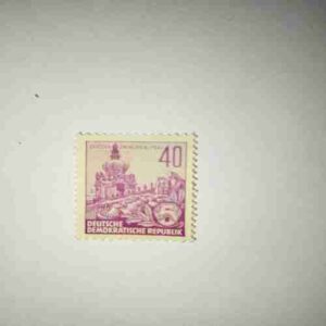 DEUTSCHE DEMOKATISCHE REPUBLIK 40 POSTAGE STAMP DEUTSCHE DEMOKATISCHE REPUBLIK 40 POSTAGE STAMP