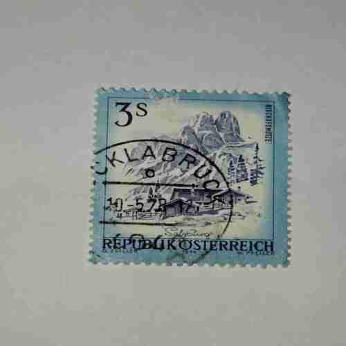AUSTRIAN POSTAGE STAMP 3s AUSTRIAN POSTAGE STAMP 3s