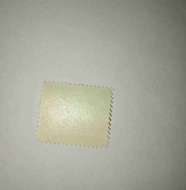 GHANA 5P POSTAGE STAMP , HEMICHRAMIS FASCIATUS GHANA 5P POSTAGE STAMP , HEMICHRAMIS FASCIATUS