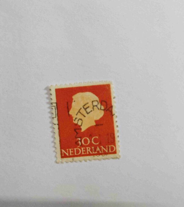 NEDERLAND 30C POSTAGE STAMP NEDERLAND 30C POSTAGE STAMP